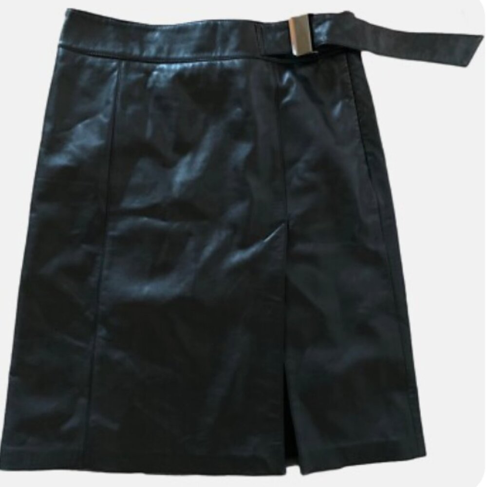 BEBE soft leather skirt